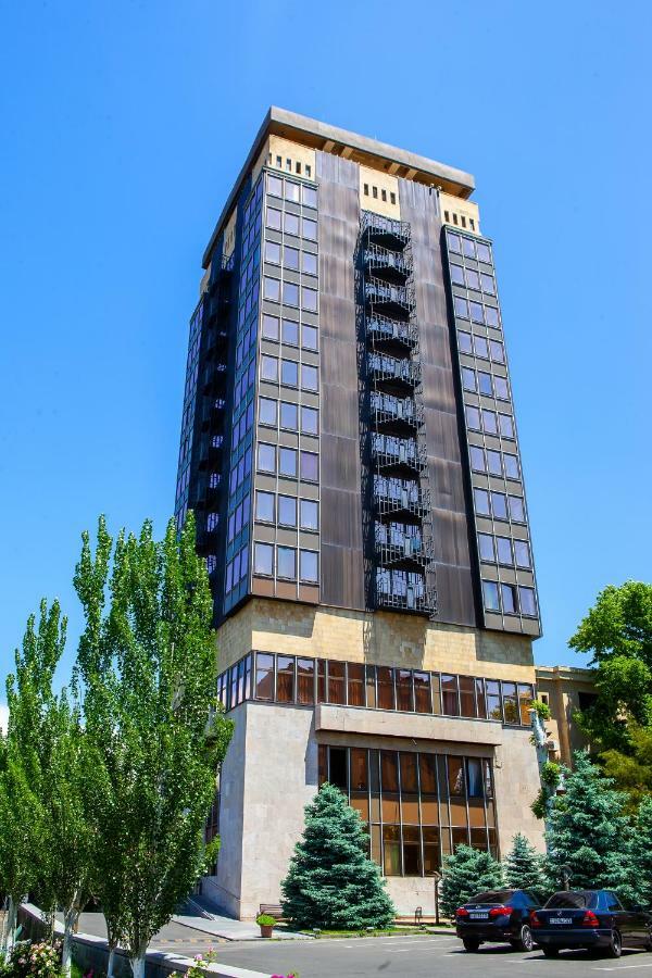 President Hotel By Hrazdan Hotel Cjsc Jereván Kültér fotó